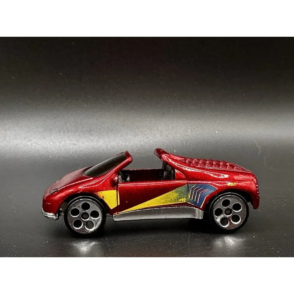 Hot Wheels 1993‎ Warner Pontiac Salsa Red Convertible Diecast 1:64 Loose GUC